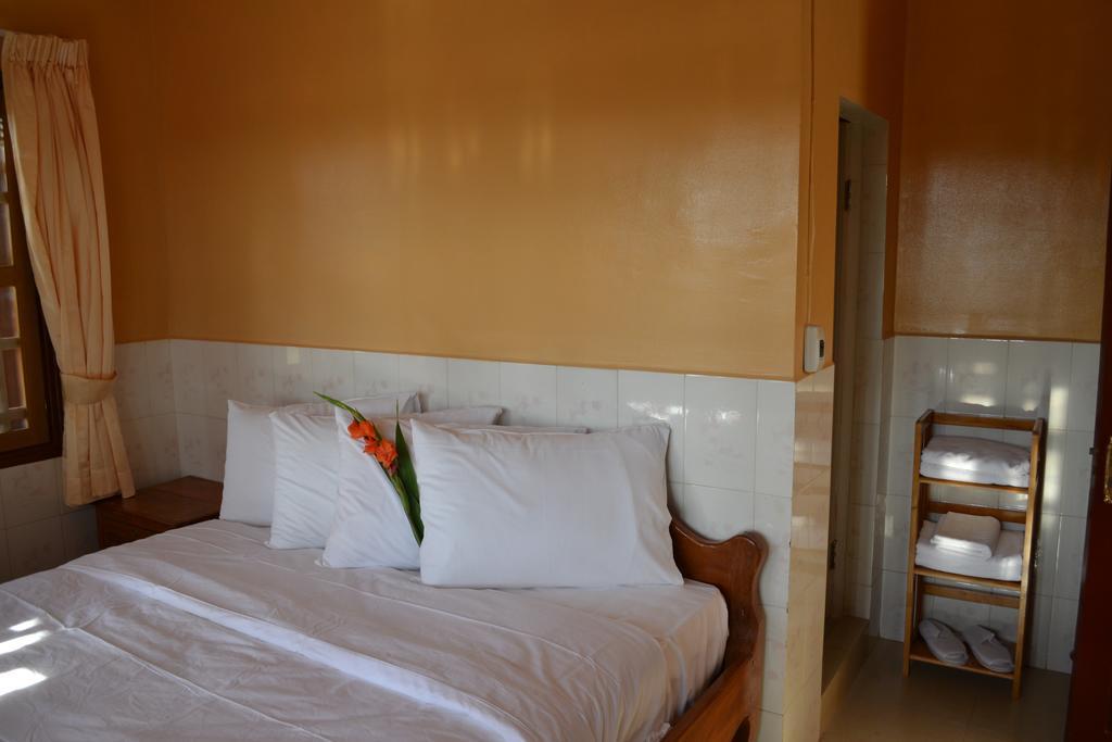 Kampot Manor Hotel Phòng bức ảnh